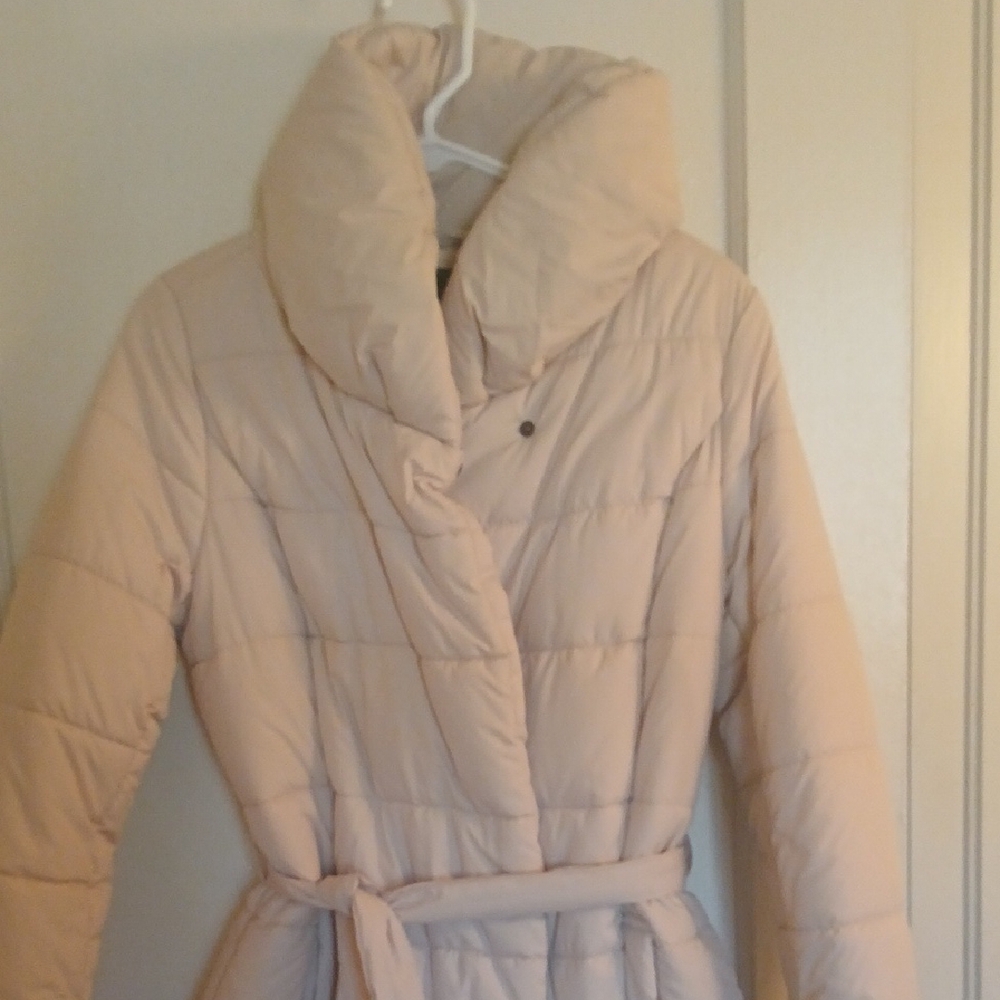 Mossimo Supply Co. Women's Cream Puffer Coat - Picture 4 of 10